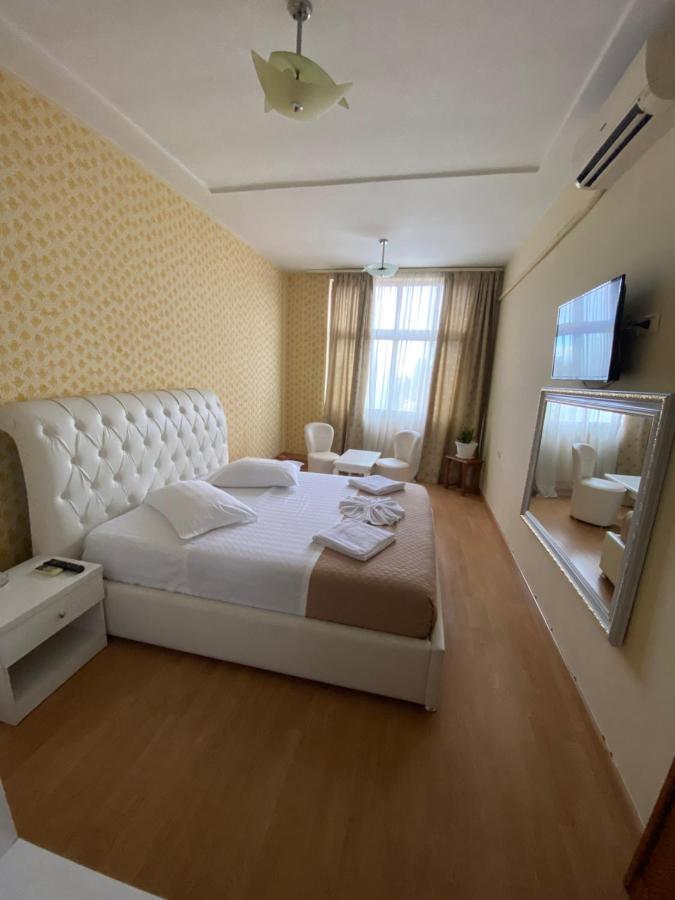 Hotel Arberia Tirana Exterior photo