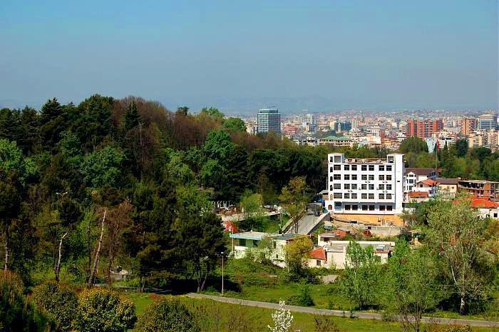 Hotel Arberia Tirana Exterior photo