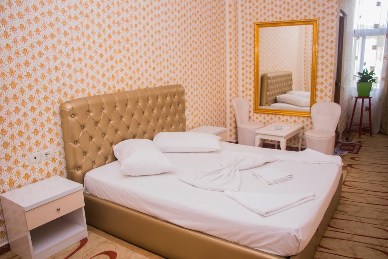 Hotel Arberia Tirana Exterior photo