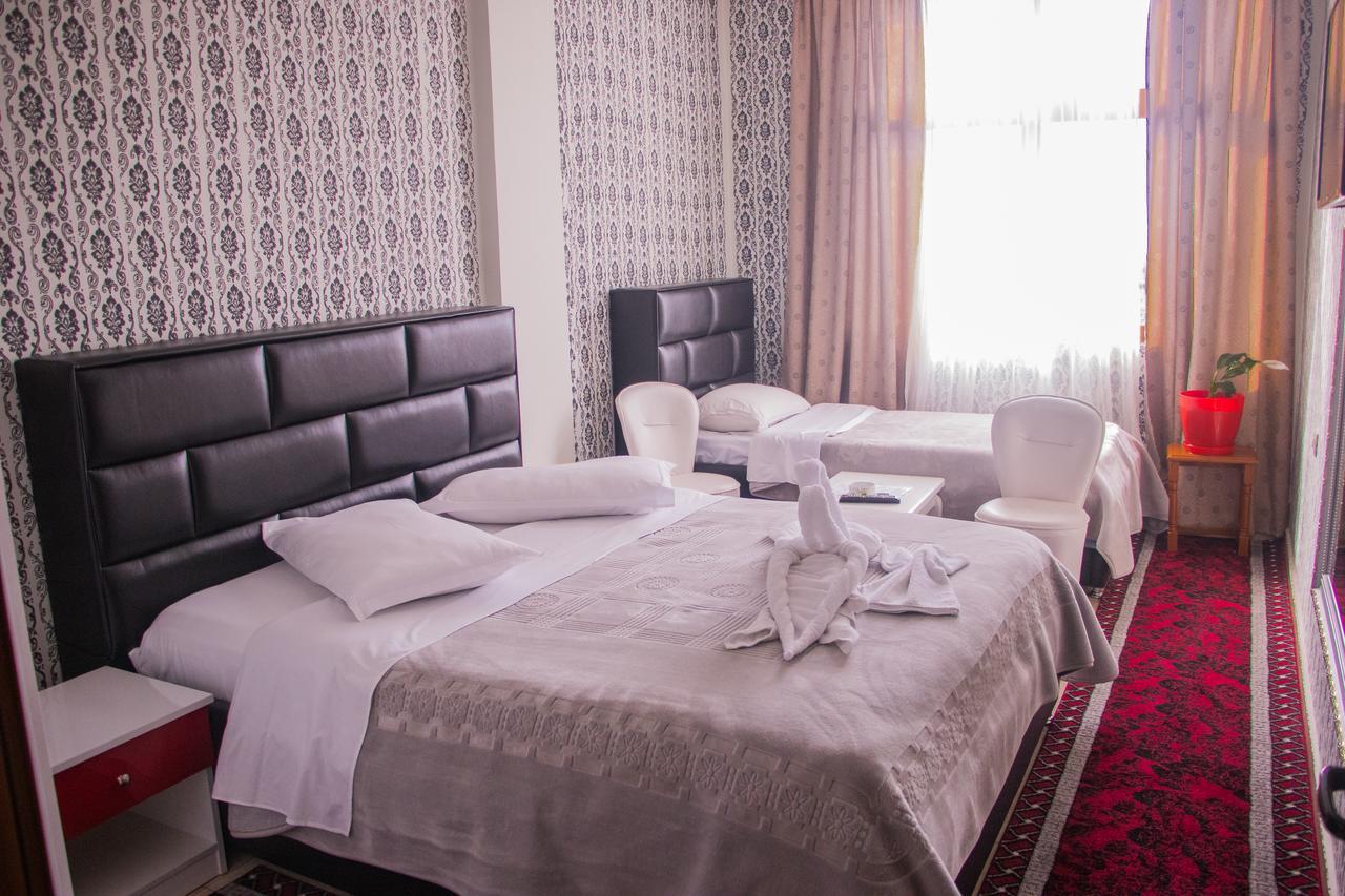 Hotel Arberia Tirana Exterior photo